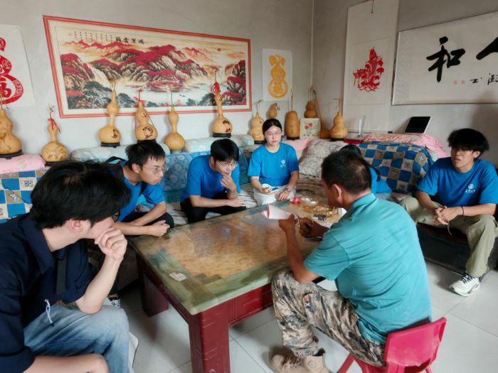 ���`��ӛ | �L����W�����C��Ҵ�������]ԭ��н�������³�չ���D������������`�ǰ���߼ҠI����Ҷմ��_չ�����{��