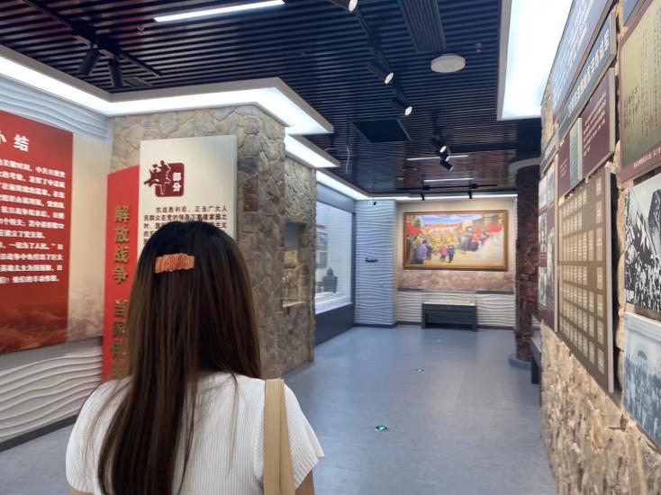 曲阜師范大學(xué)化學(xué)與化工學(xué)院暑期社會實(shí)踐--銘記歷史，