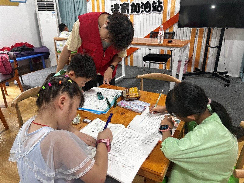 ����`���� ̽����؊W��