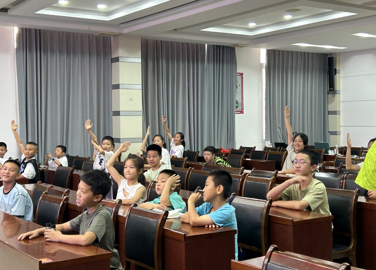 �ُƷ��⌍�`��_չ��^������ �S���W����������