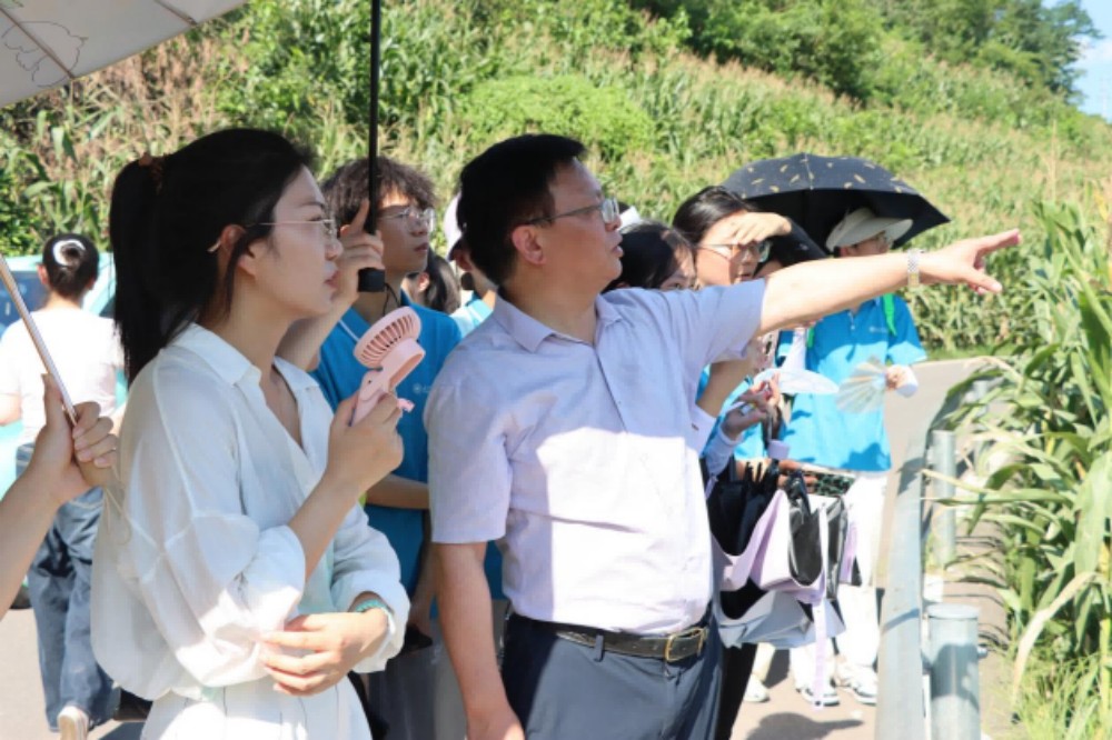 ��2025�����l���L�������i��·���L�l�����d�{�D �����L�������WԺ�R��˼���x�WԺ���ഺ�ǻ�����F���_չ���L�{�л��