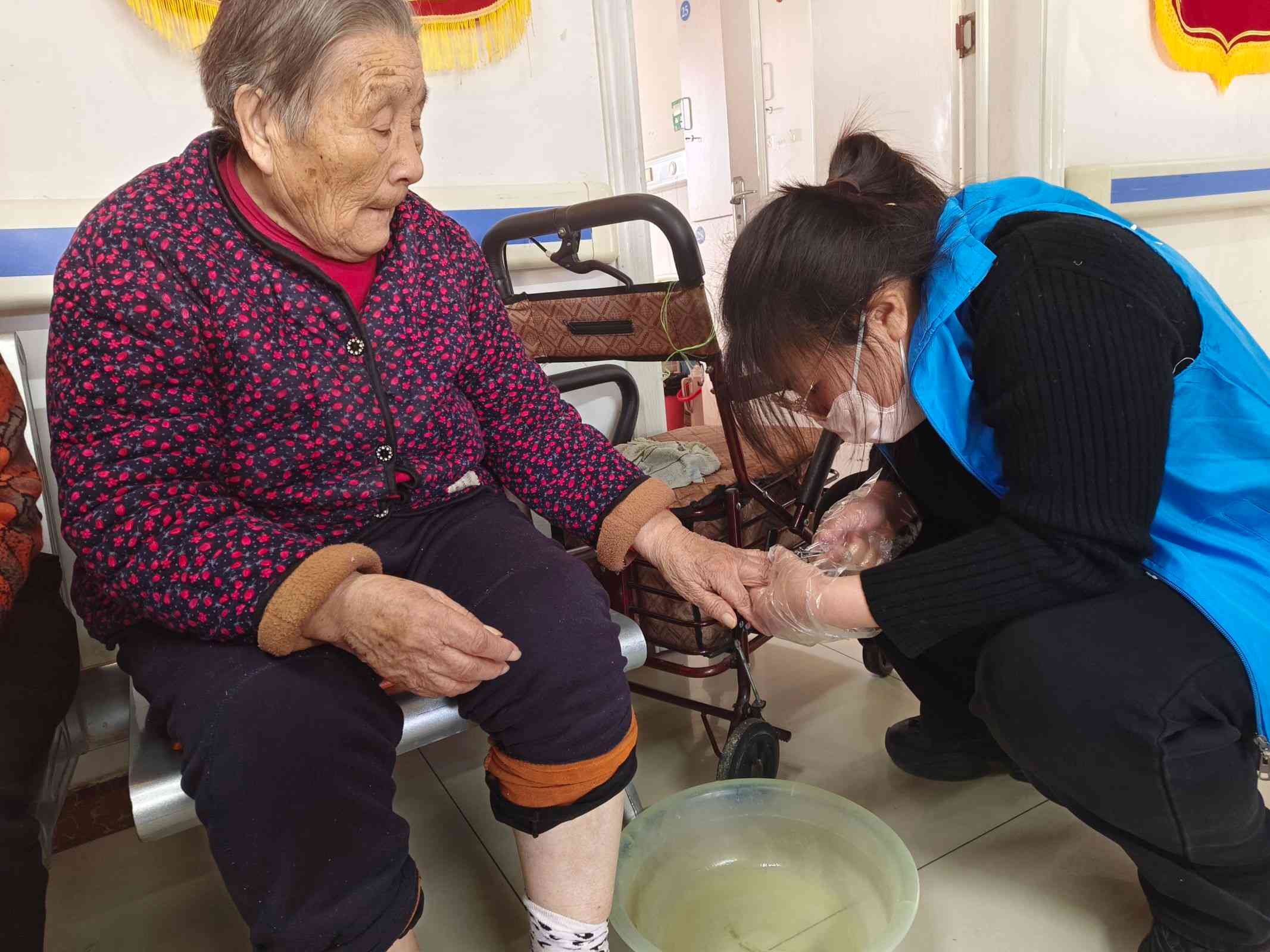 ��ů����Ժ���۝�Ϧꖼt