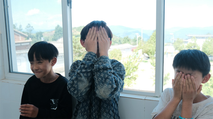 �����О飺��ʯ����С�Y�n