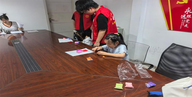 ��΢�⡱���`�������й�־Ը��