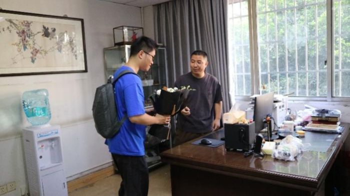 W(xu)ӌԒz ǧܟl(f)ഺ