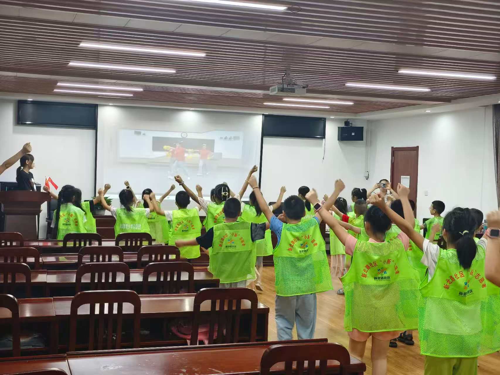 С���猍�`ꠡ��ഺ־Ը�У�����������������_չ