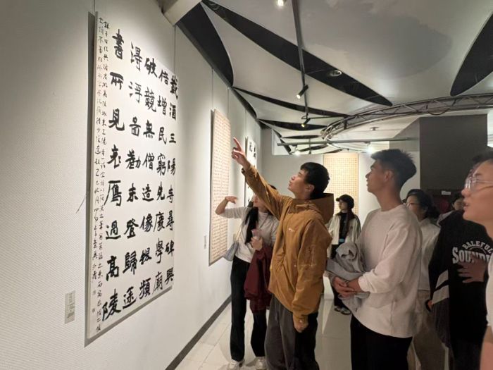 sm}ͨWWԺT5188MǻĻ֮